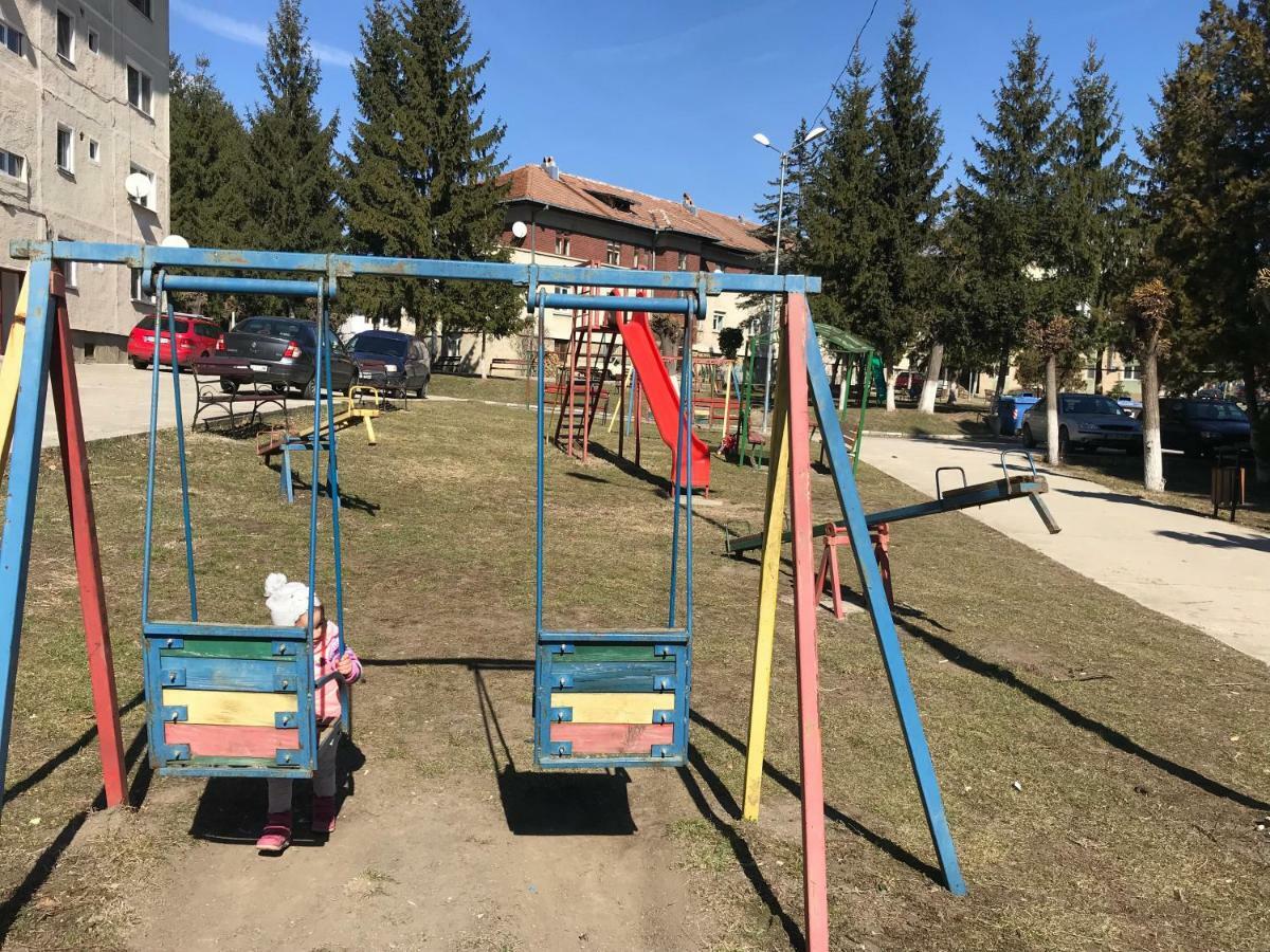 Garsoniera Mandrilor Appartement Slănic Buitenkant foto